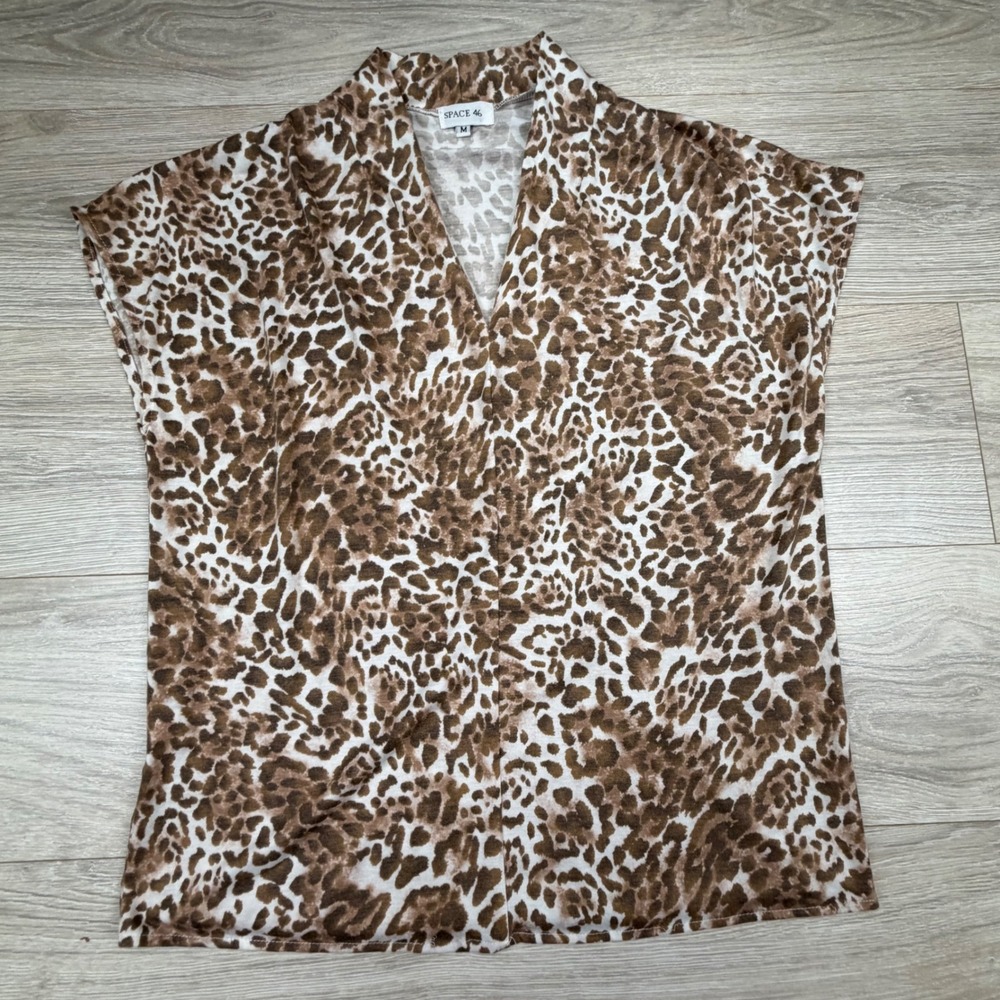 Space 46 Womens Leopard Animal Print V-Neck Cap Sleeve 100% Cotton Top Brown‎ M